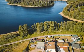 Black Tiger Seaside - Ferienwohnungen Direkt Am See
