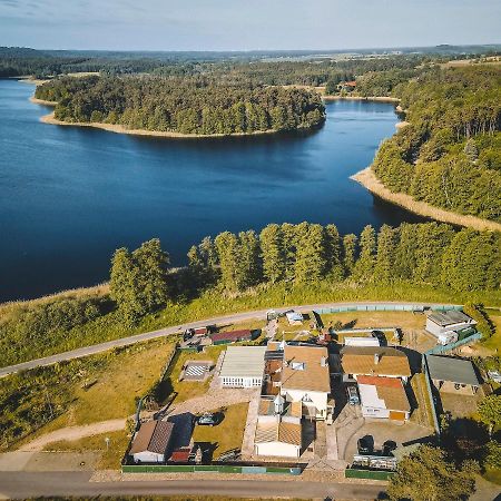 Black Tiger Seaside - Ferienwohnungen Direkt Am See Garden Luaran gambar